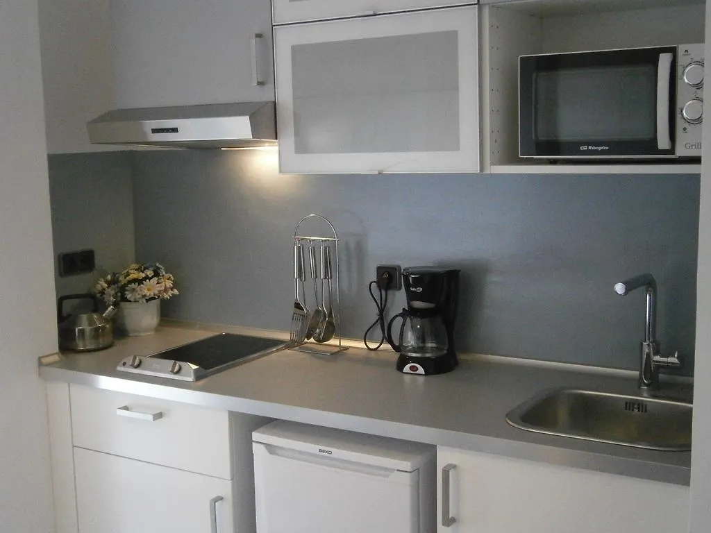 Marbel 2 Apartment Barcelona